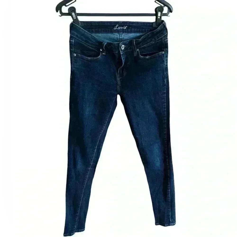 Levi skinny jeans